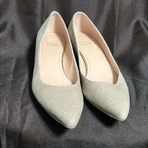 Stuart Weitzman Cream Heels with Pointed Toe